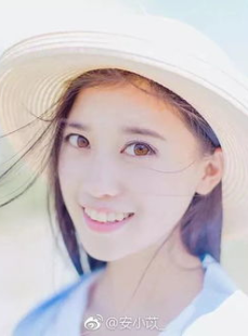 池小苡,真假千金间的奇幻穿越与家族逆袭之旅
