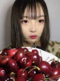 车厘子小姐姐,甜蜜诱惑，时尚潮流的代名词