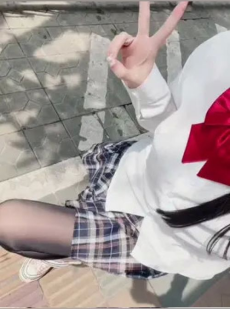 嘉嘉今天有点烦,广告人生中的挑战与成长