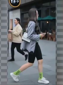 飘亮的小姐姐,揭秘飘亮小姐姐的时尚风采